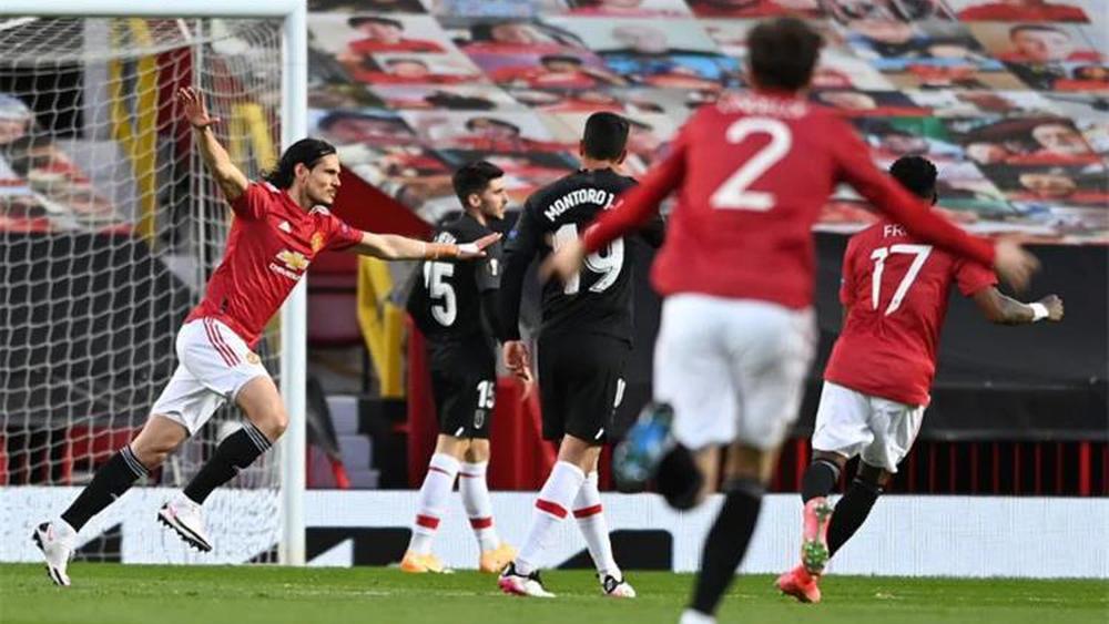 مانشستر يونايتد وآرسنال يبلغان المربع الذهبي من الدوري الأوربي بتجاوز غرناظة وسلافيا براغ ويرافقان روما وفياريال المتأهلين بعد إقصاء أياكس ودينامو زغرب