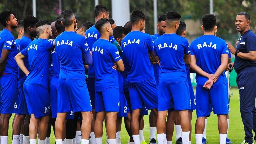 لسعد الشابي يستدعي 21 لاعبا للمشاركة في مباراة المغرب التطواني وناناح أبرز المستبعدين