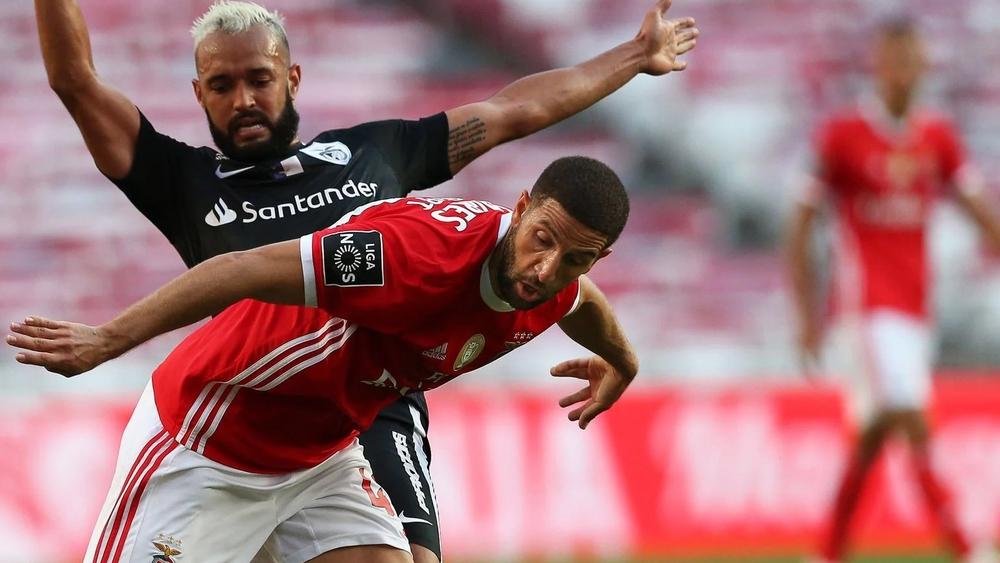 بنفيكا ينفي رغبته في الانضمام إلى مؤسسي مسابقة "دوري السوبر الأوروبي"