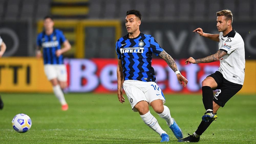 الإنتر يكتفي بالتعادل أمام سبيزيا ويوسع الفارق إلى 10 نقاط مع ميلان