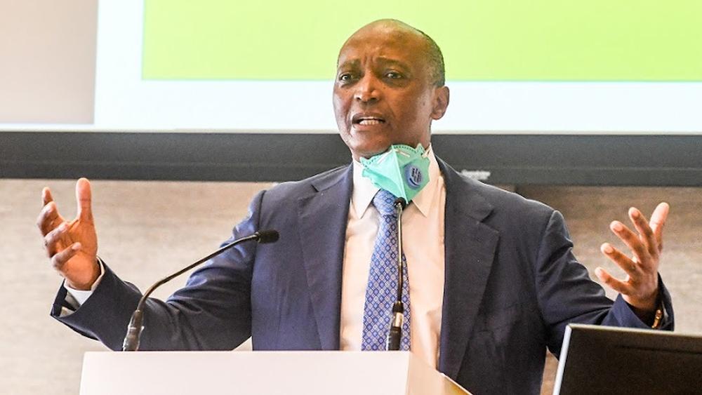 رئيس الـ"كاف": "المغرب بيتي.. نود أن نجعل كرة القدم الأفريقية من بين الأفضل في العالم"