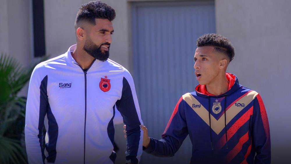 بقائمة تضم 22 لاعبا.. أولمبيك آسفي يتوجه للدار البيضاء استعدادا لمواجهة الرجاء