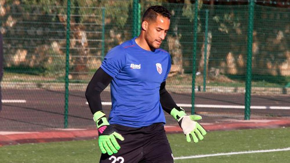 بوناكة حارس مرمى "الماط" يُعاود التداريب بعد تعافيه من إصابة في العين