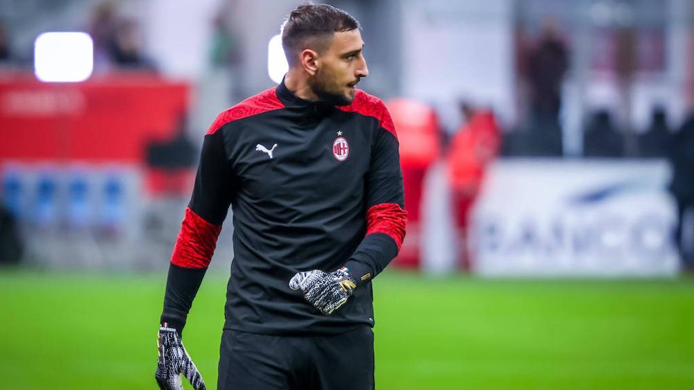 ألتراس ميلان يطالب دوناروما بالابتعاد عن مواجهة يوفنتوس والحارس يذرف الدموع بعد اجتماعه معهم