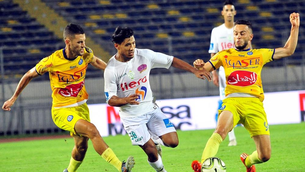 مباراة نهضة الزمامرة والرجاء الرياضي عن الجولة الـ14 من البطولة الاحترافية 1 "إنوي"/ تشكيلة الفريقيْن