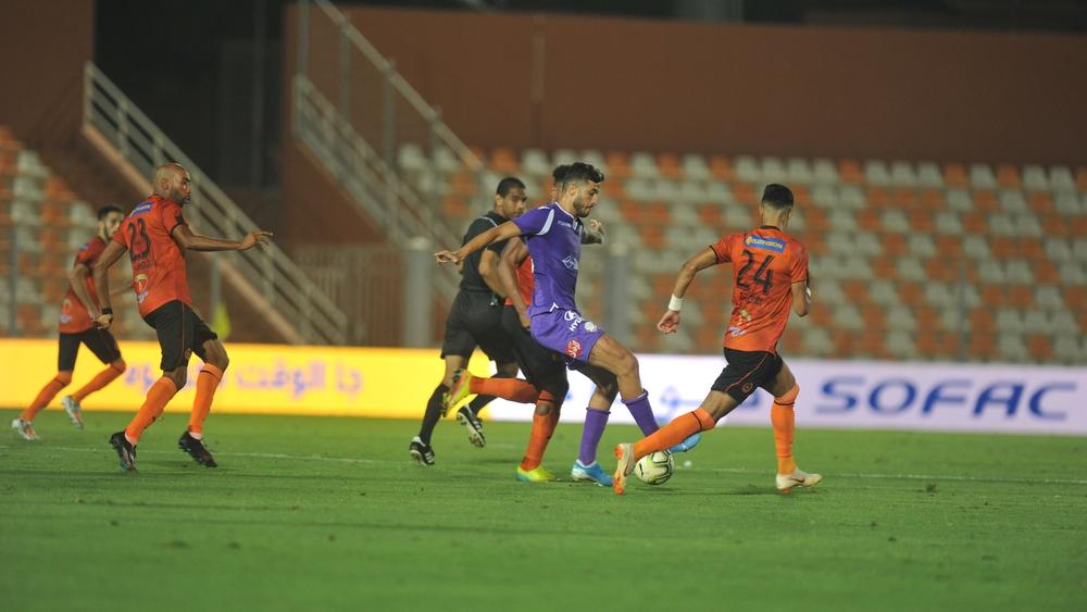 مباراة الوداد الرياضي ونهضة بركان عن الجولة الـ14 من البطولة الاحترافية 1 "إنوي"/ تشكيلة الفريقيْن