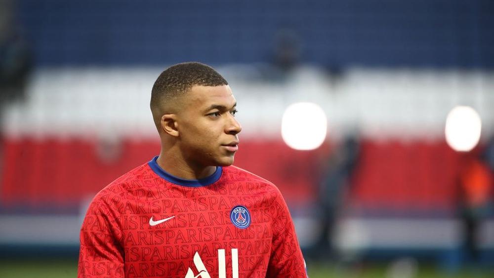 تشكيلة قمة مانشستر سيتي ضد باريس سان جيرمان .. مبابي يُفوت ضربة البداية