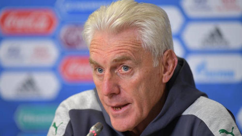 بعد أن كان قريبا من تدريب الرجاء الرياضي.. البلجيكي بروس يتولى قيادة العارضة الفنية لمنتخب جنوب افريقيا