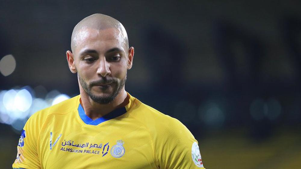 أمرابط يشترط عقداً لموسميْن لتمديد مقامه بالنصر السعودي