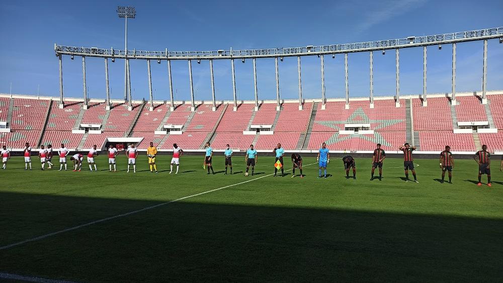 كلاسيكو "الجيش والوداد".. فاندنبروك يلعب بركائزه الأساسية والبنزرتي يستعيد العملود ضمن تشكيلته الرسمية