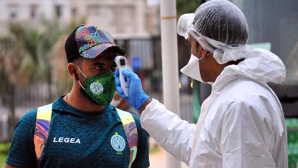 قبل السفر إلى جنوب أفريقيا.. نتائج سلبية لفحوصات جميع أفراد بعثة الرجاء الرياضي