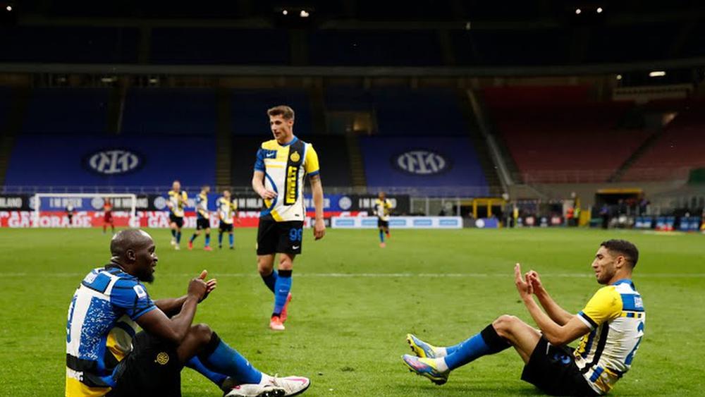 حكيمي "البديل" يواصل صناعة الأهداف ويساهم في فوز الإنتر على روما