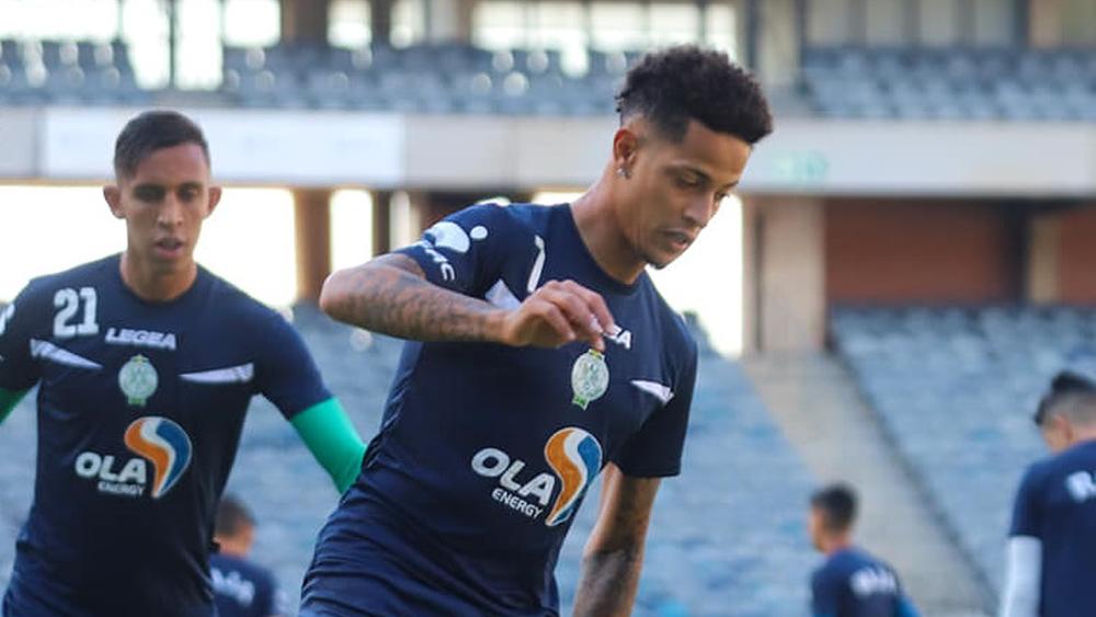 الرجاء تجري حصتها التدريبية الأخيرة بملعب "أورلاندو" قبل الاصطدام بـ"بيراتس" الجنوب أفريقي