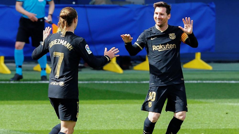 تشكيلة برشلونة لمواجهة سيلتا فيغو.. موريبا أساسي ميسي وديمبيلي وغريزمان يقودون خط الهجوم