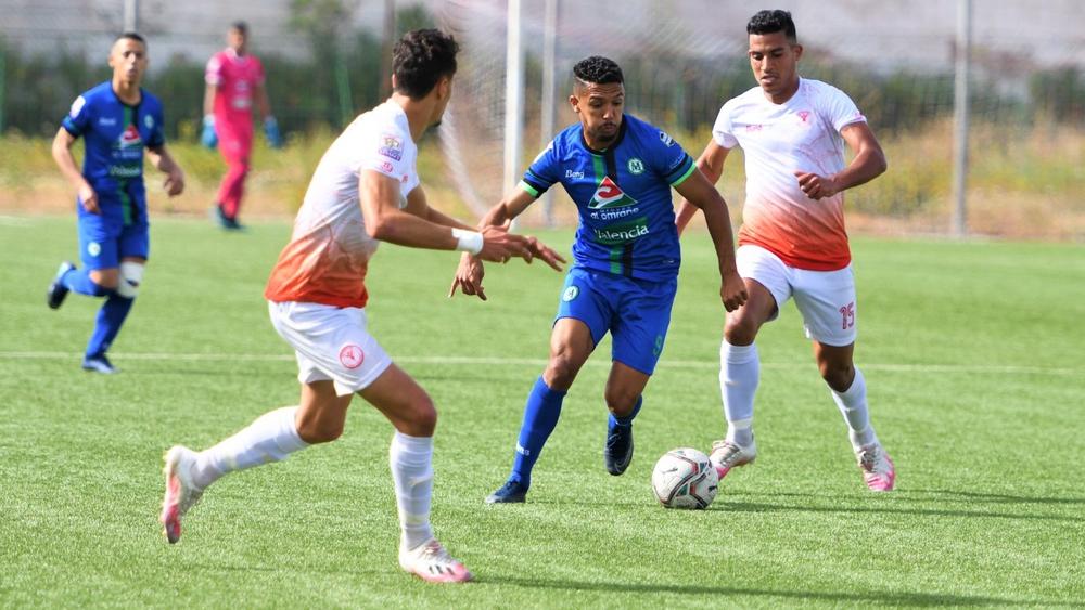 ش.الرياضي السالمي يهزم ر.بني ملال ويلتحق بالصدارة و"الطّاس" وسطاد المغربي يتعادلان