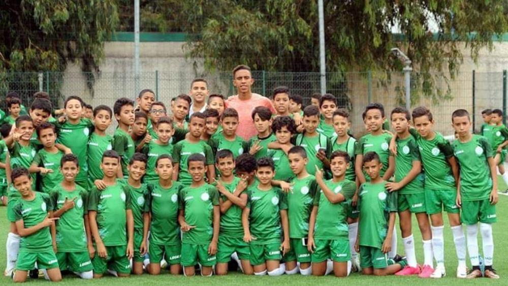 الرجاء يُعلّق أنشطة مدرسته لأربعة أيام كإجراء احترازي بعد عودة الفريق الأول من جنوب أفريقيا