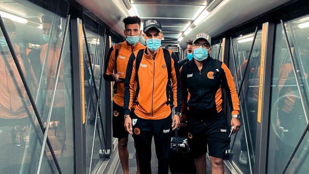 بعثة نهضة بركان تحط الرحال بالعاصمة القطرية الدوحة تأهبا لملاقاة الأهلي المصري في كأس السوبر الأفريقي