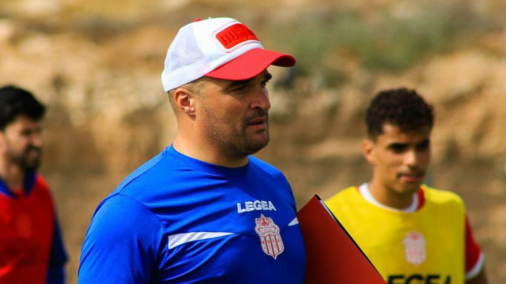 حكم: "أولمبيك آسفي استغل نصف فرصة واستحق الانتصار.. أنا راض عن الأداء الذي نقدمه"