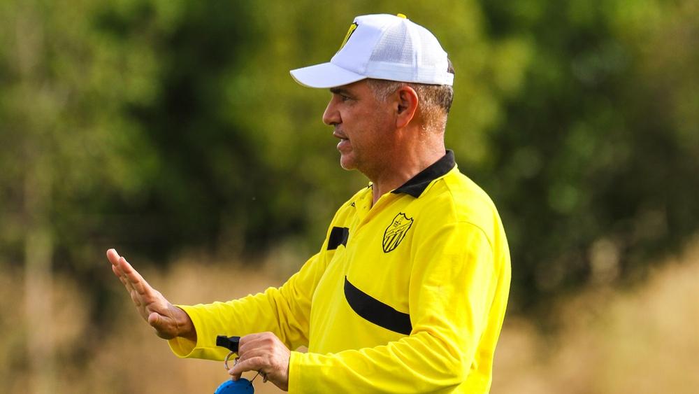 مدرب المغرب الفاسي: "لاعبو الوداد يتميزون بمؤهلات فردية كبيرة صنعت الفارق"