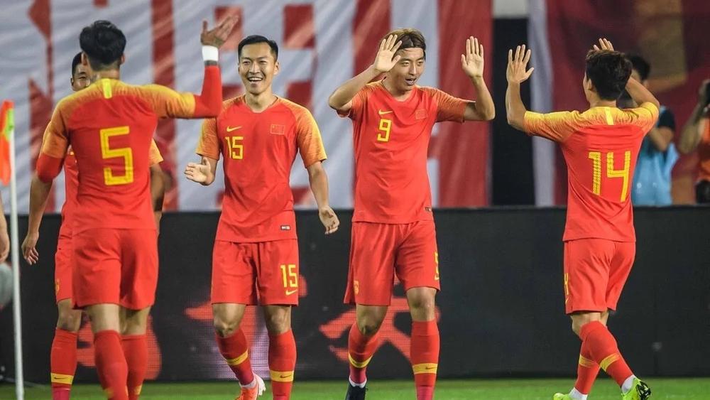 رئيس الصين يتعهد بتحويل بلاده إلى "قوة كروية" والفوز بكأس العالم قبل عام 2050