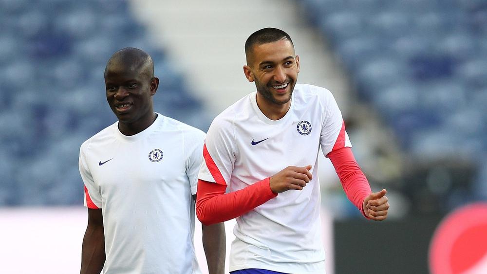 خليلوزيتش: "كل متمنياتي بحظ سعيد لحكيم زياش في نهائي اليوم"