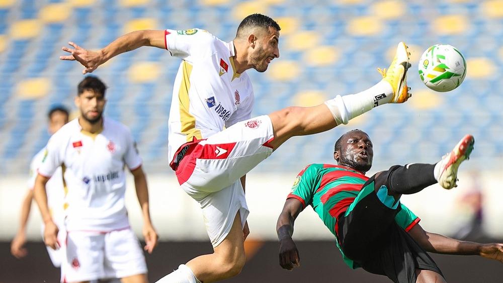 الحسوني يبدأ كـ"رسمي".. تشكيلة الوداد أمام الفتح الرياضي