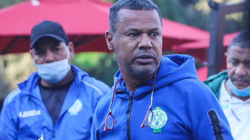 الشابي: "واجهنا واد زم بـ10 لاعبين من أبناء مدرسة الرجاء والاتحاد المغربي معذور!"