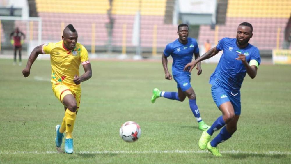 بعد تأجيلها منذ شهر مارس.. الـ"كاف" يقرر إجراء "آخر مباراة" عن تصفيات الـ"كان" بين سيراليون والبنين الإثنين القادم