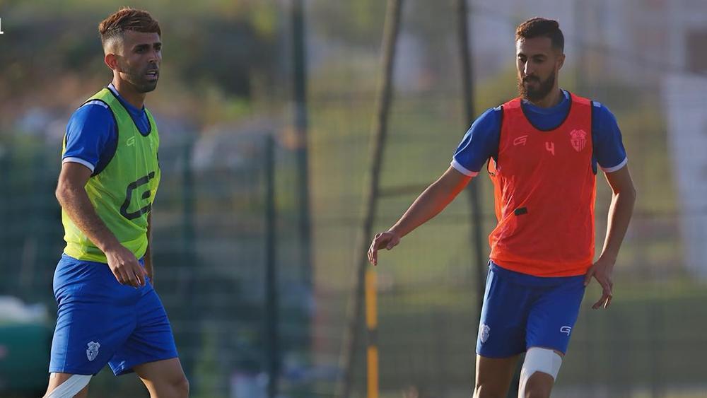 الصروخ وأقليدو حاضران رفقة اتحاد طنجة أمام الرجاء الرياضي