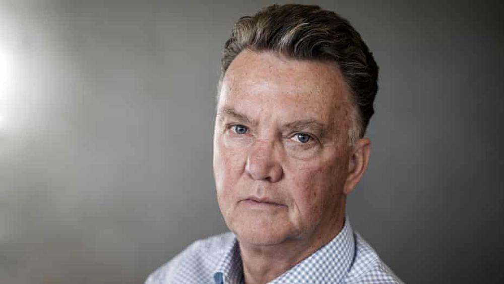 لويس فان خال يُشرف على تدريب فريق درجة ثانية في هولندا