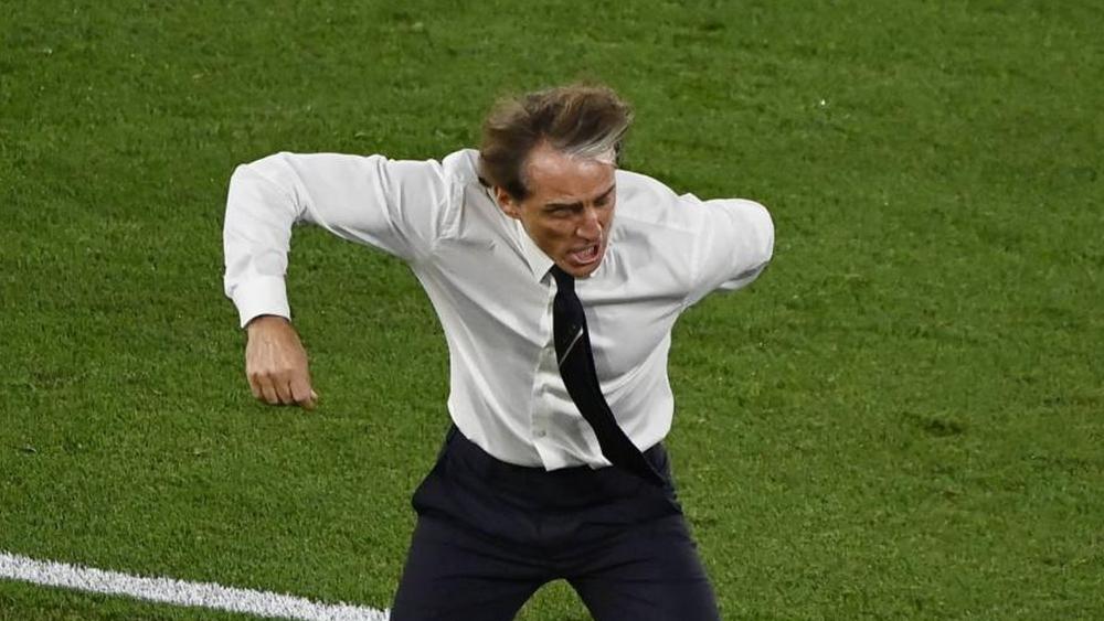 مانشيني: "لقد عانينا أمام سويسرا لكن فوزنا مستحق"