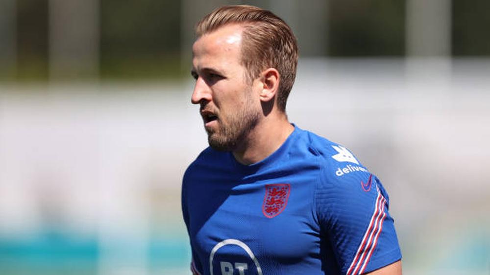 كين: "سقوط إريكسن كان مشهدا مؤلما.. الحمد لله لأنه على قيد الحياة وأتمنى أن تتحسن حالته"