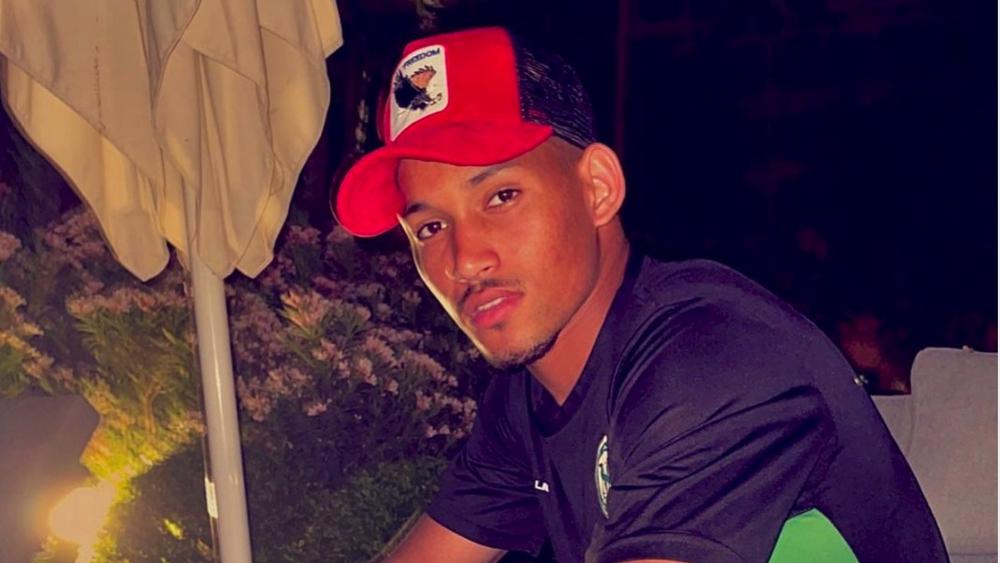 بعد سقوطه والإغماء عليه في مباراة سطاد وتواكة.. محسن عبا لـ"البطولة": "الطاقم الطبي حال دون ابتلاع لساني.. أنا بخير الحمد لله وسأعود قريباً"