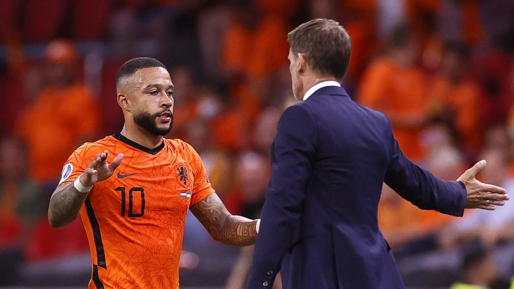 دي بور: "لحد الآن ديباي ظهر بمستوى أقل من مستواه.. نشعر بالارتياح بعد انتقاله إلى برشلونة"