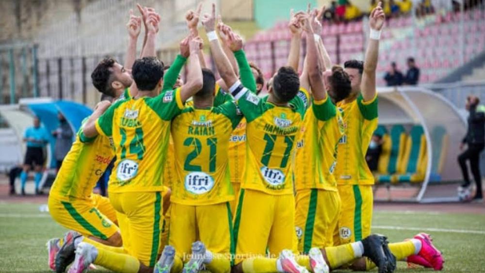 شبيبة القبائل يعود بفوز من الكاميرون على حساب القطن ويقترب من نهائي كأس الكونفدرالية