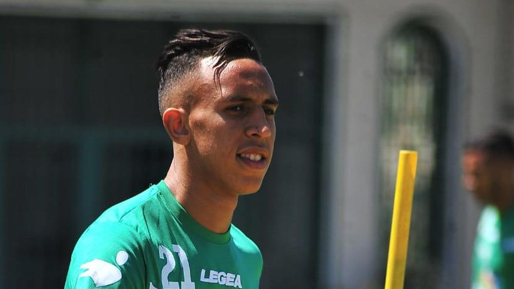 رحيمي: "أنفي محادثتي لأي صحفي بعد لقاء أمس.. أنا لاعب للرجاء وأقدر وأحترم القميص الغالي الذي أحمله"