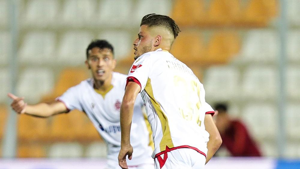 بلاعبيه الاحتياطيين.. الوداد يتجاوز نهضة بركان خارج القواعد بثنائية ويبتعد في الصدارة