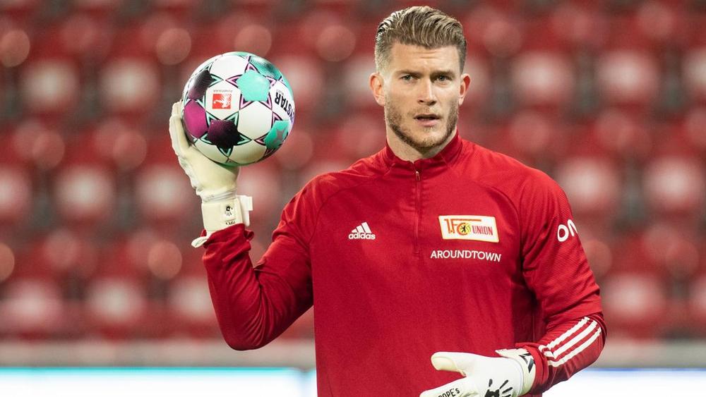 كاريوس ينتقد يونيون برلين: "وعدوني بأنني سألعب لكن دائما كانوا يقولون انتظر مباراة أخرى"