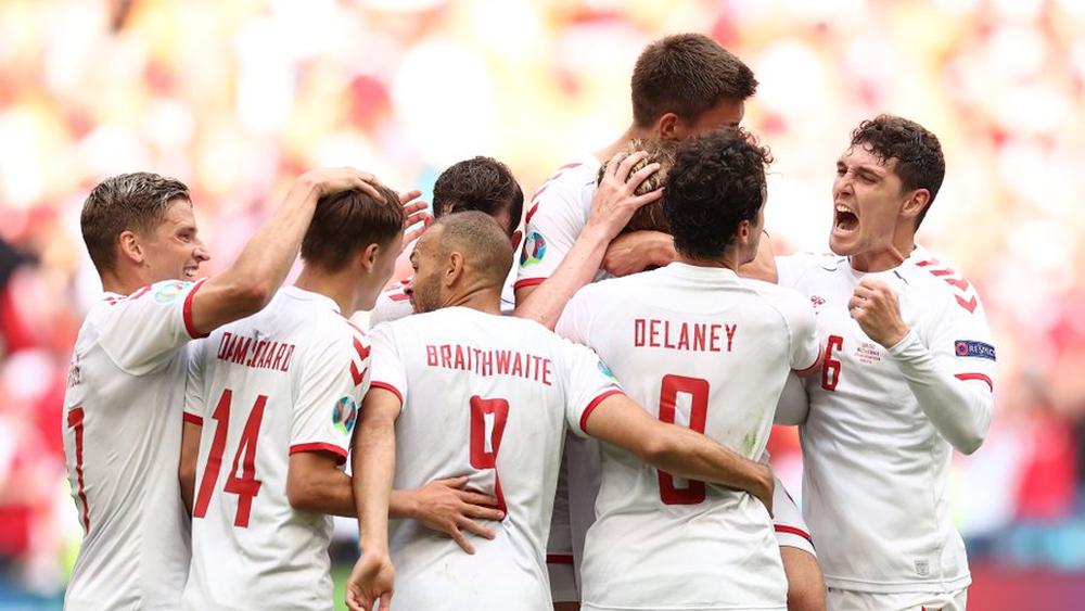 الدنمارك أول الواصلين لربع نهائي "يورو 2020" بـ"رباعية" في مرمى ويلز