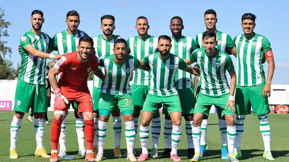 مولودية وجدة تتخبط وسط "خلافات داخلية" قد تُعجّل برحيل المدرب أو بعض اللاعبين أمام "عشوائية إدارية"!