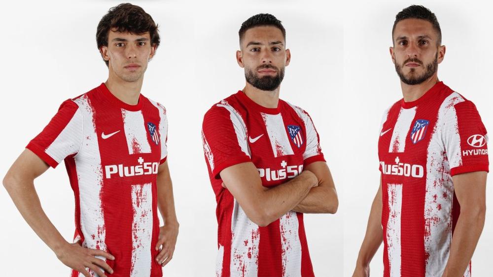 أتلتيكو مدريد يستعرض تاريخه الممتد لـ75 عامًا على قمصانه الجديدة