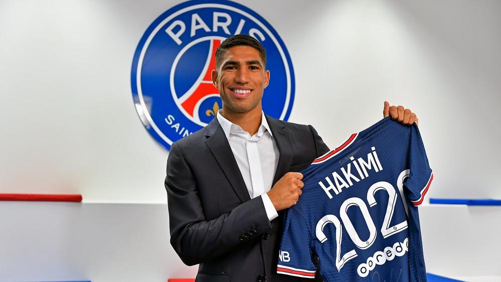 بتوقيعه في صفوف الـ"بي إس جي".. حكيمي يصبح أول لاعب أفريقي تتخطى قيمة انتقالاته بين الأندية حاجز الـ100 مليون يورو