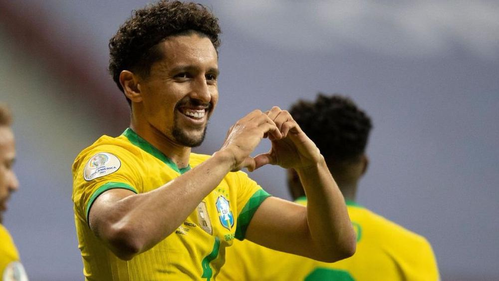 ماركينيوس: "مباراة البرازيل والأرجنتين ستكون مثل 'نزال ملاكمة' ونيمار يستحق التتويج أكثر من ميسي"