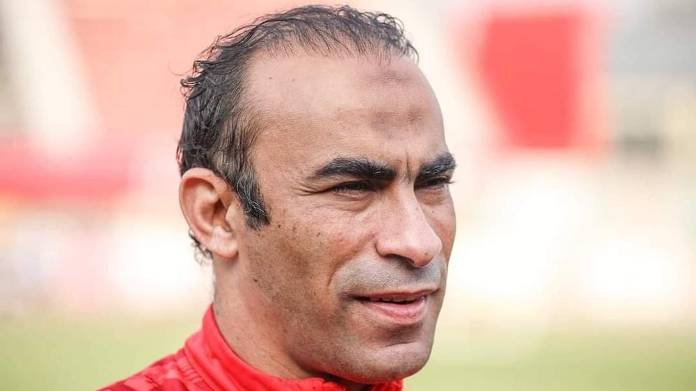 مدير الكرة بالنادي الأهلي: "سنذهب إلى المغرب للتتويج باللقب وليس لحسم الصّفقات"