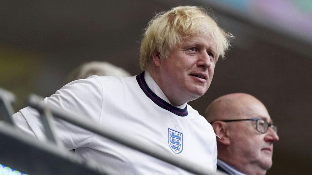 جونسون يأمل فوز بريطانيا وأيرلندا بحق تنظيم كأس العالم 2030