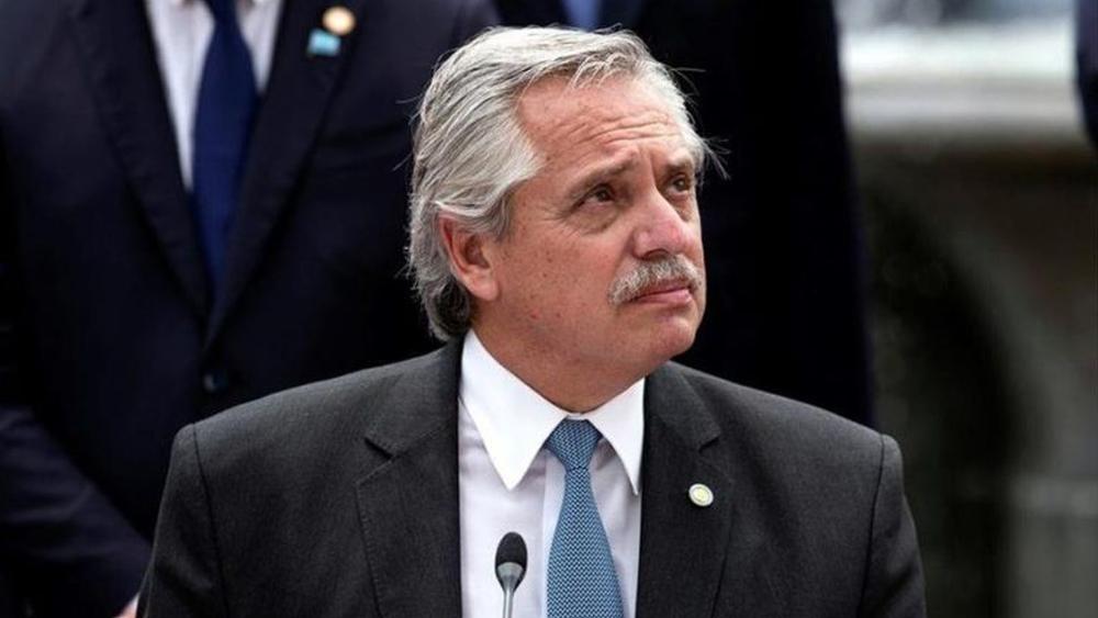 رئيس الأرجنتين: "لم أستقبل ميسي ورفاقه ولا أستخدم إنجازات بلادنا في ممارسة السياسة"