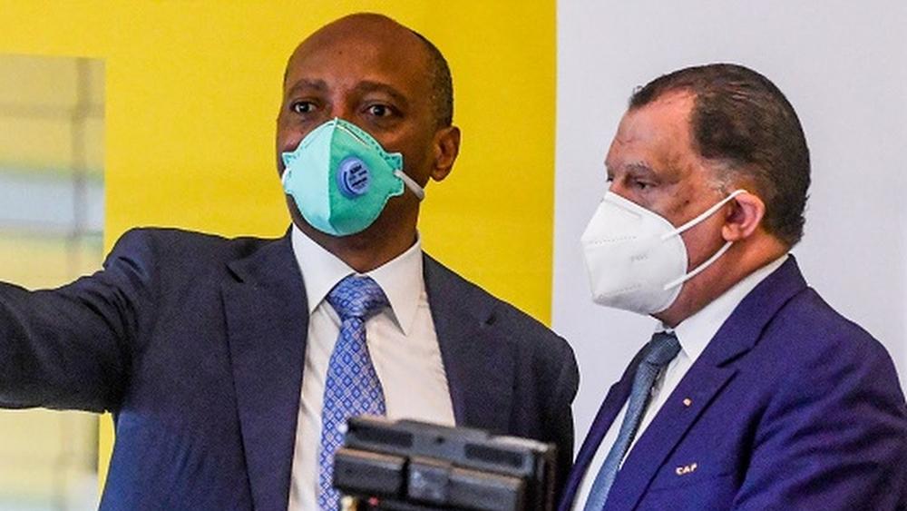 رئيس اتحاد جنوب أفريقيا يُراهن على "صلابة دفاع" كايزر شيفس أمام الأهلي: "أتذكر مباراتنا أمام مصر في 'كان 2019'.. لم تُتح أي فرصة لصلاح ورفاقه لهزّ شباكنا"