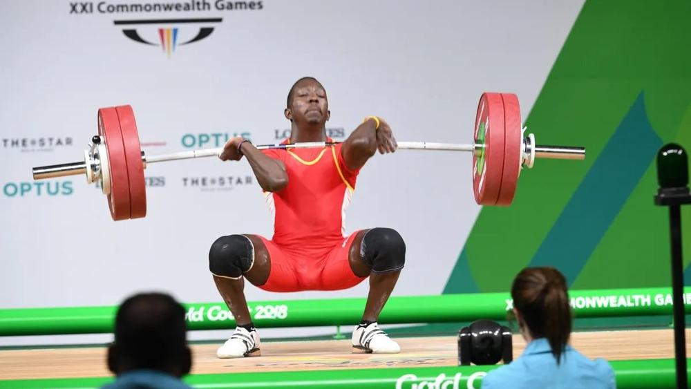 بعد "اختفائه" عن معسكر أوغندا.. الرباع "جوليوس" يؤكد نيته الاستقرار في اليابان وعدم العودة إلى بلده