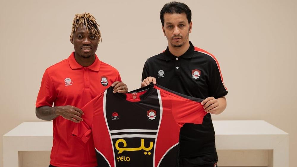 الرائد يعزز صفوفه بضم الغاني أتسو قادما من نيوكاستل الإنجليزي