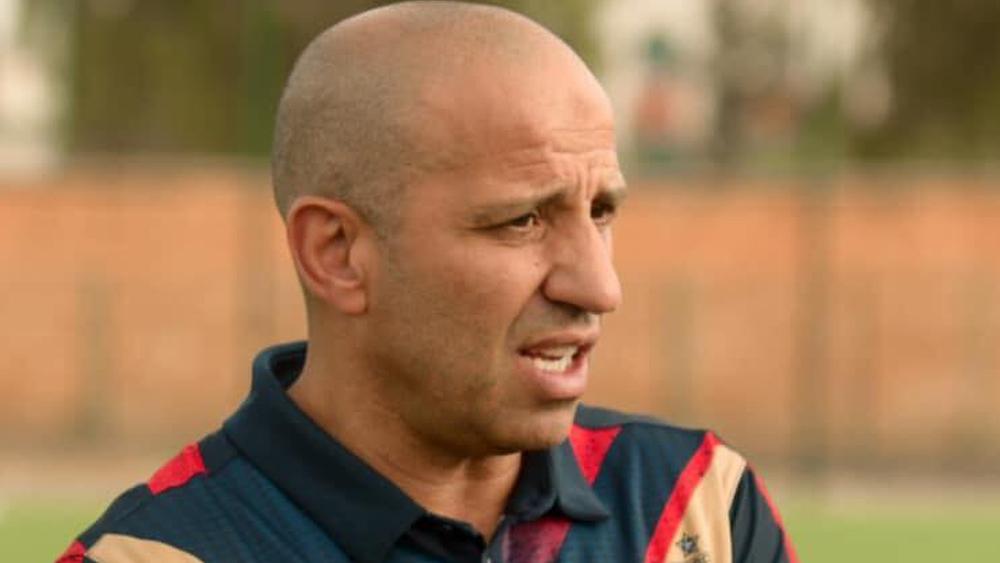 مدرب أولمبيك آسفي: "عندما تلعب أمام الرجاء فقط الاسم يشكل عليك الضغط"